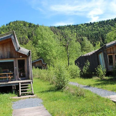 Camping Des Lacs*** Celles-sur-Plaine Ngoại thất bức ảnh